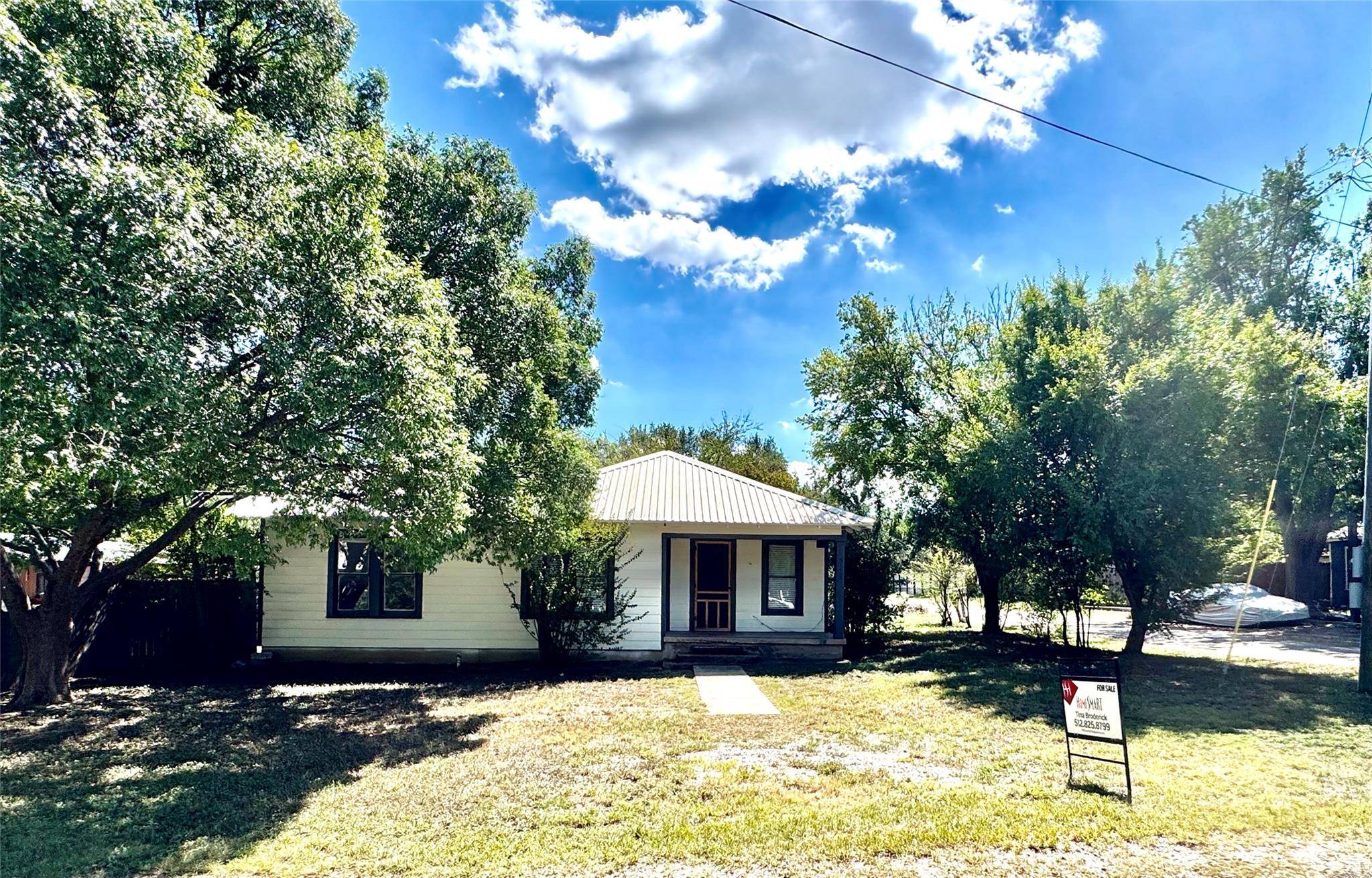 515 N Lampasas ST, Bertram, TX 78605
