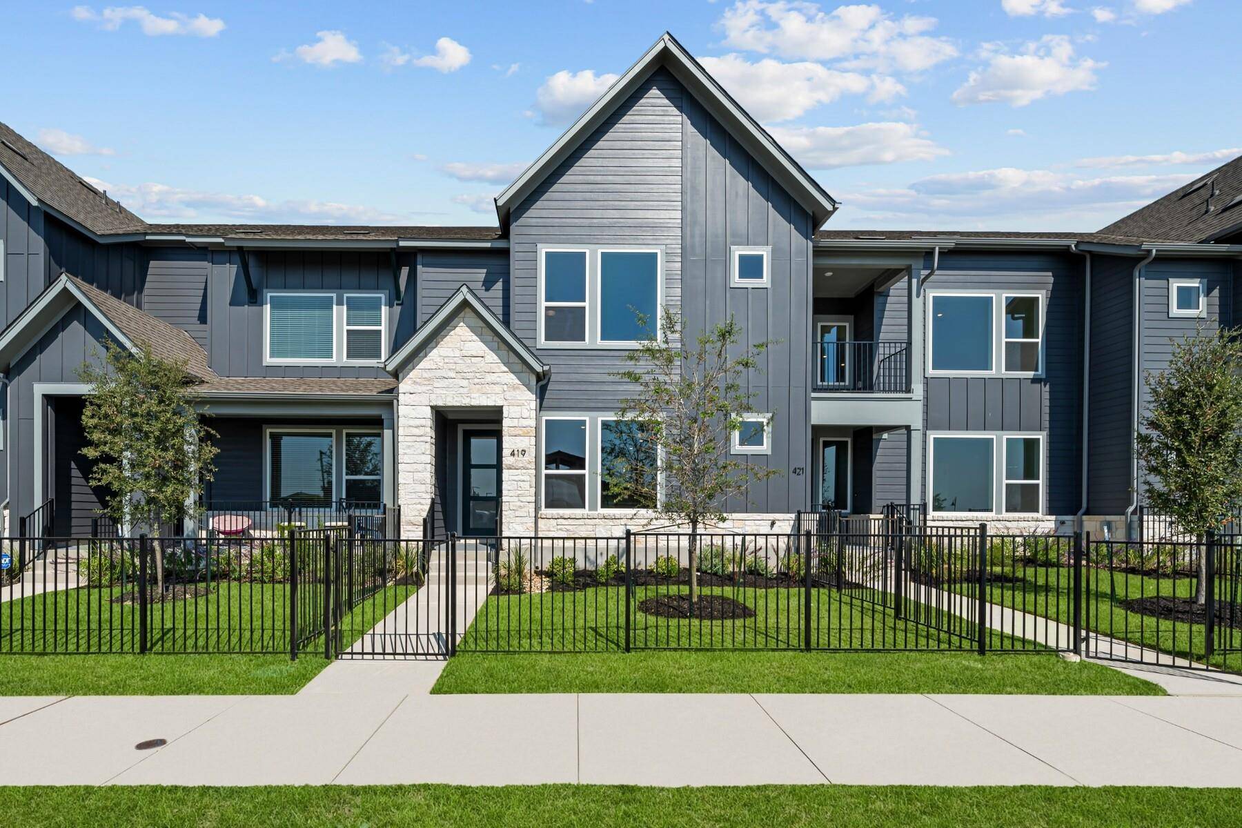 419 Emory Crossing BLVD, Hutto, TX 78634