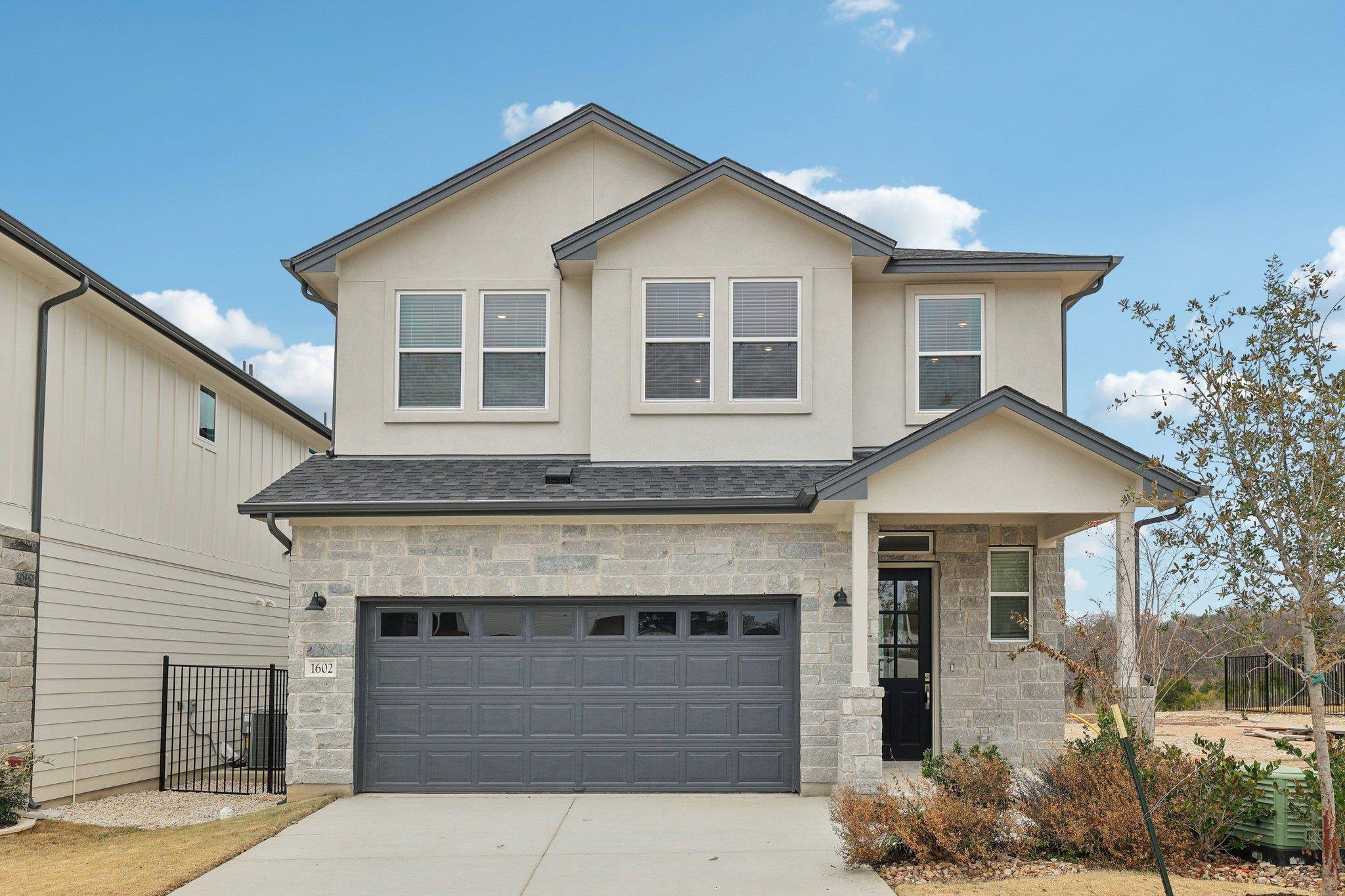1602 Kit CIR, Austin, TX 78758