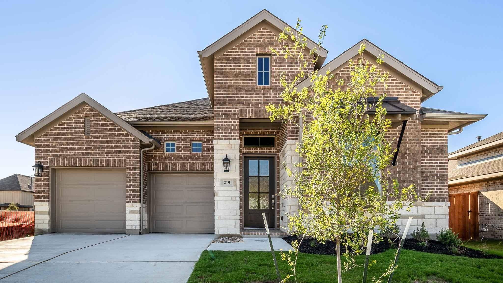 215 King Haakon Bay DR, Kyle, TX 78640