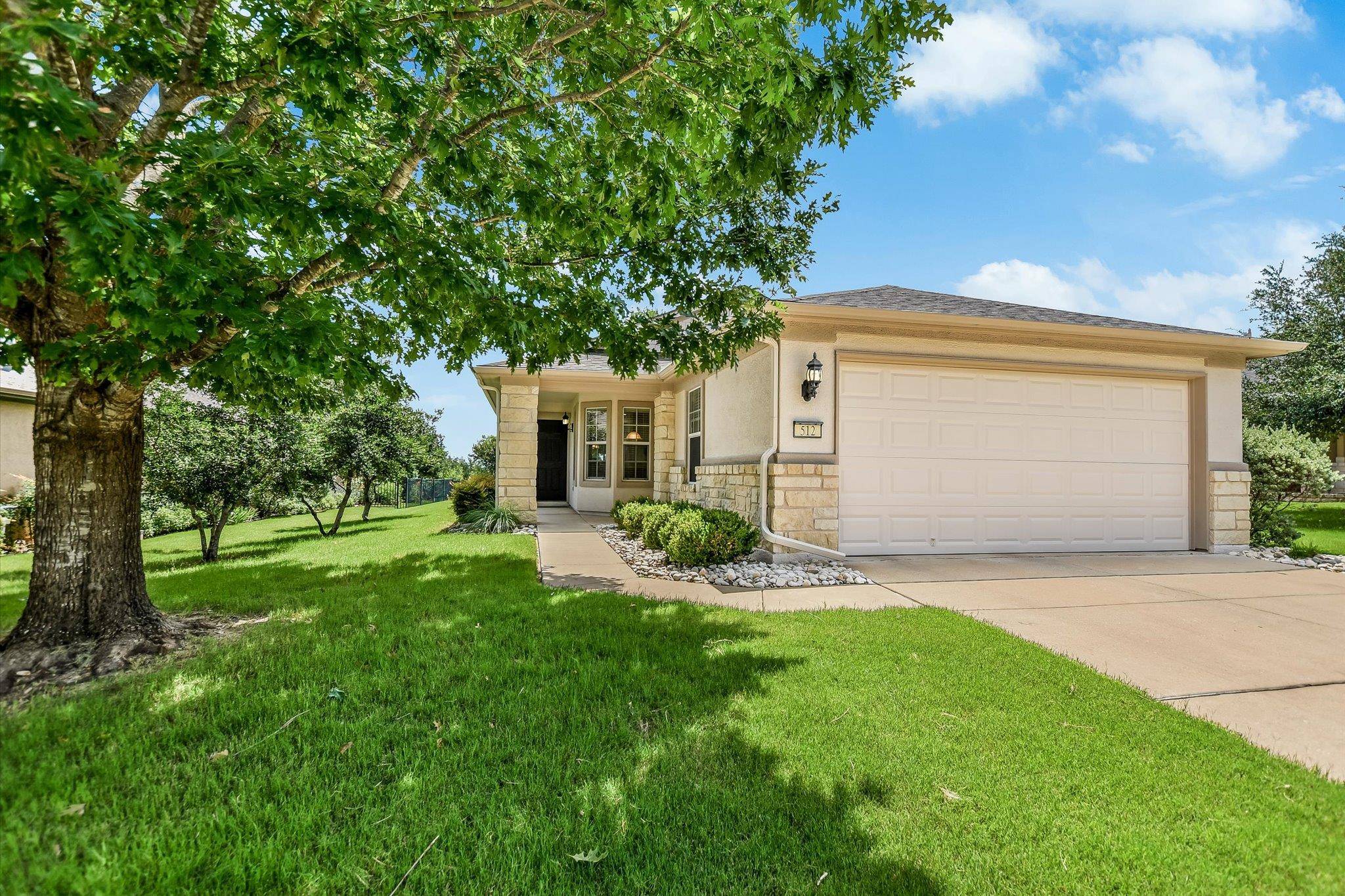 512 Salt Creek LN, Georgetown, TX 78633