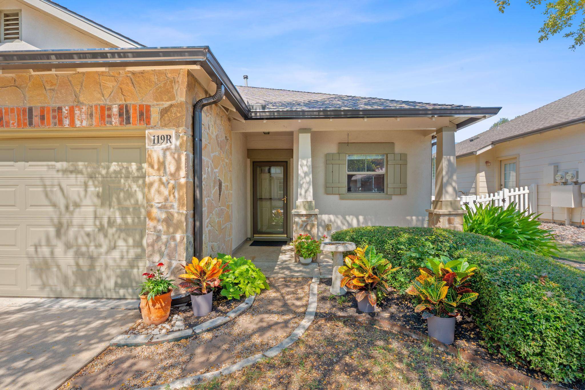 6801 Beckett RD #119R, Austin, TX 78749