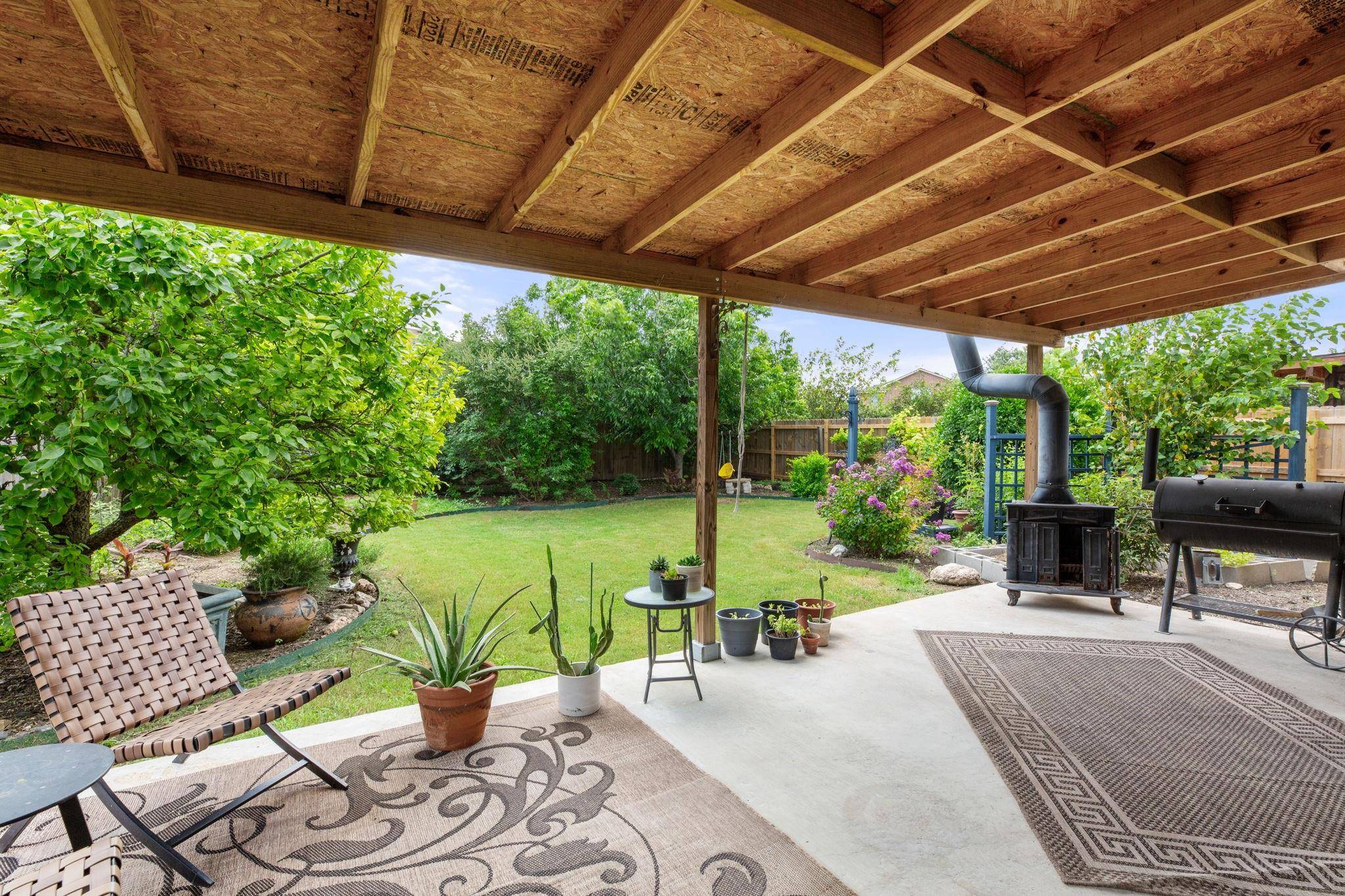 525 Copper LN, Jarrell, TX 76537