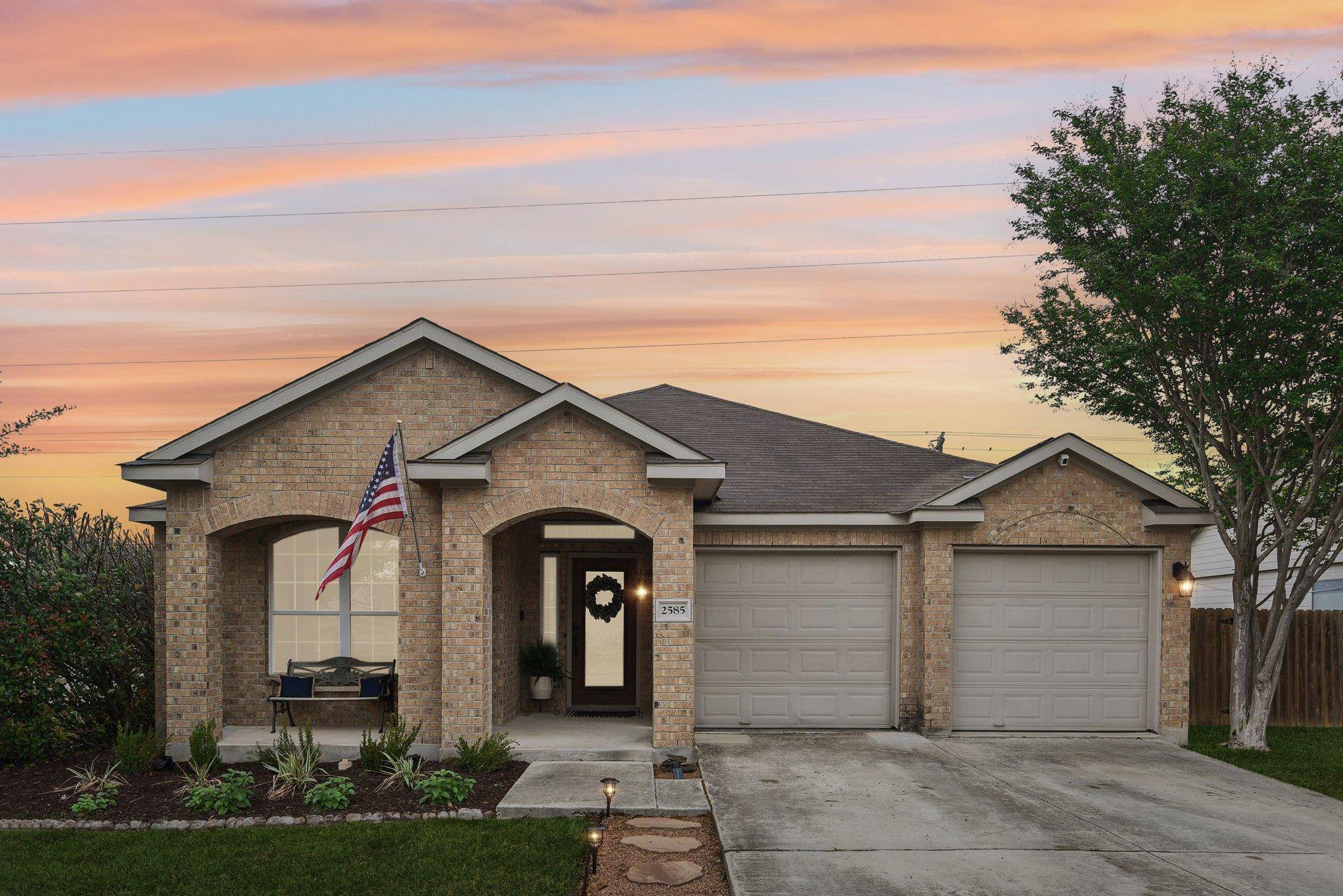 2585 White Wing WAY, New Braunfels, TX 78130