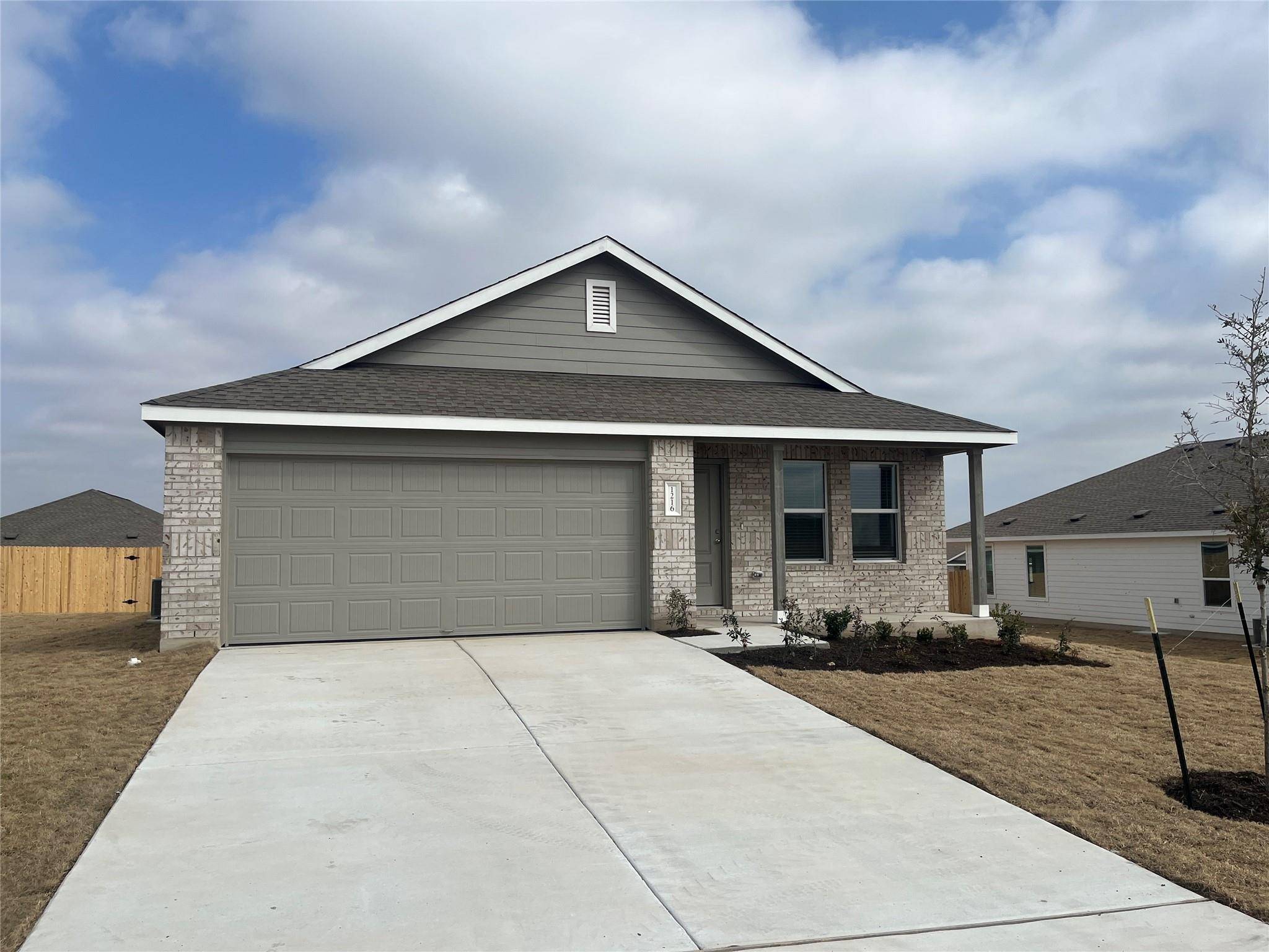 1216 Canyon Turn DR, Troy, TX 76579