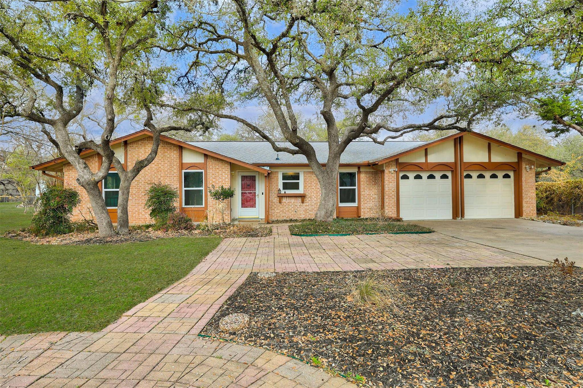13504 Lois LN, Austin, TX 78750