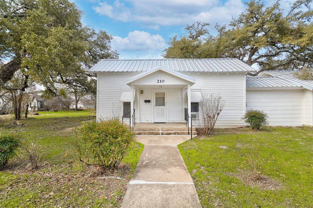 210 N Georgetown ST, Round Rock, TX 78664