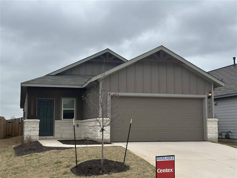801 Papaya DR, Buda, TX 78610