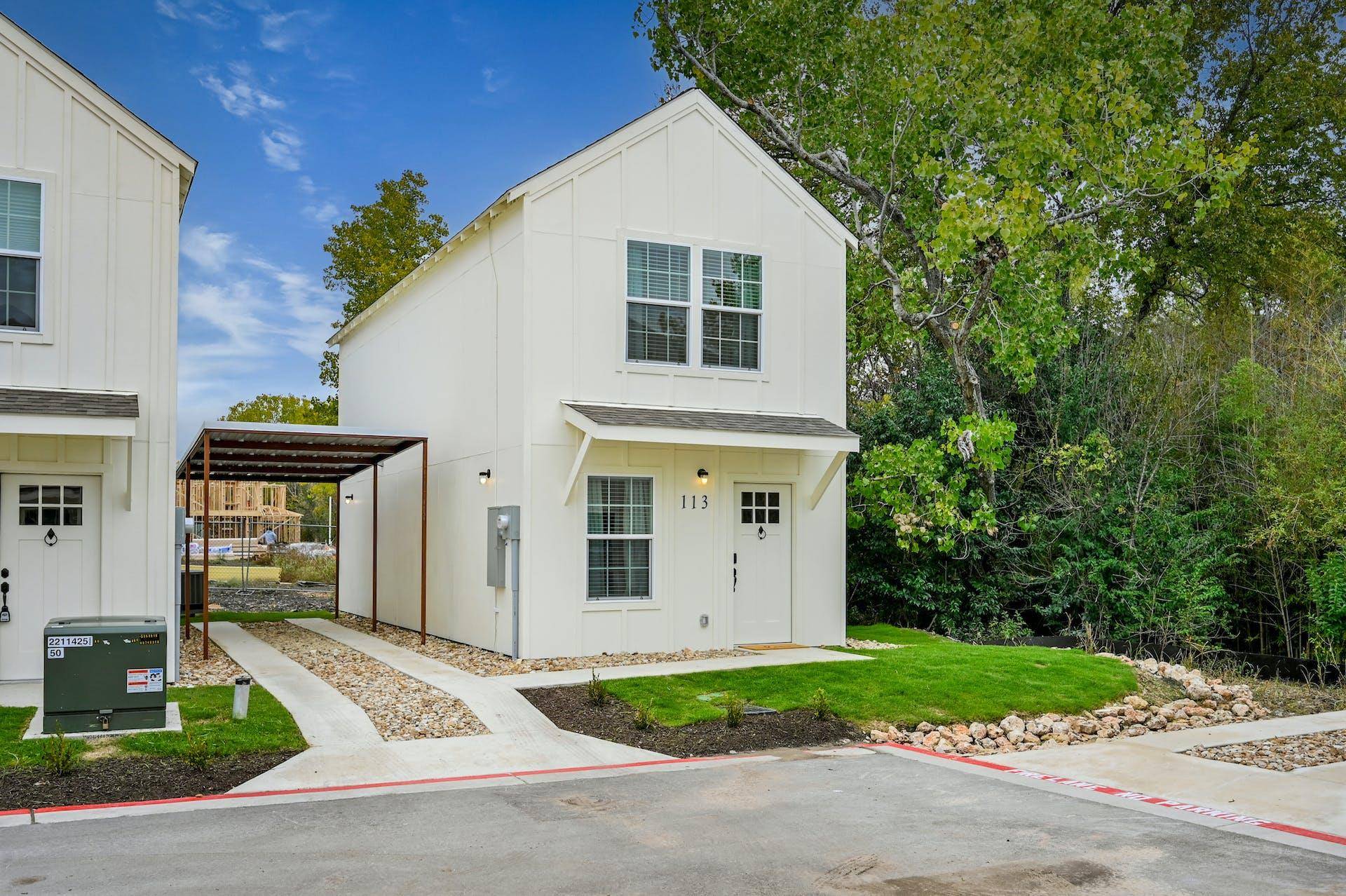 230 Debus DR #113, Taylor, TX 76574