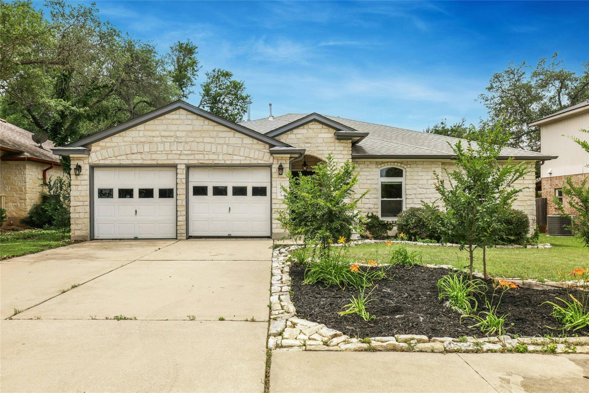 1603 Country Squire DR, Cedar Park, TX 78613