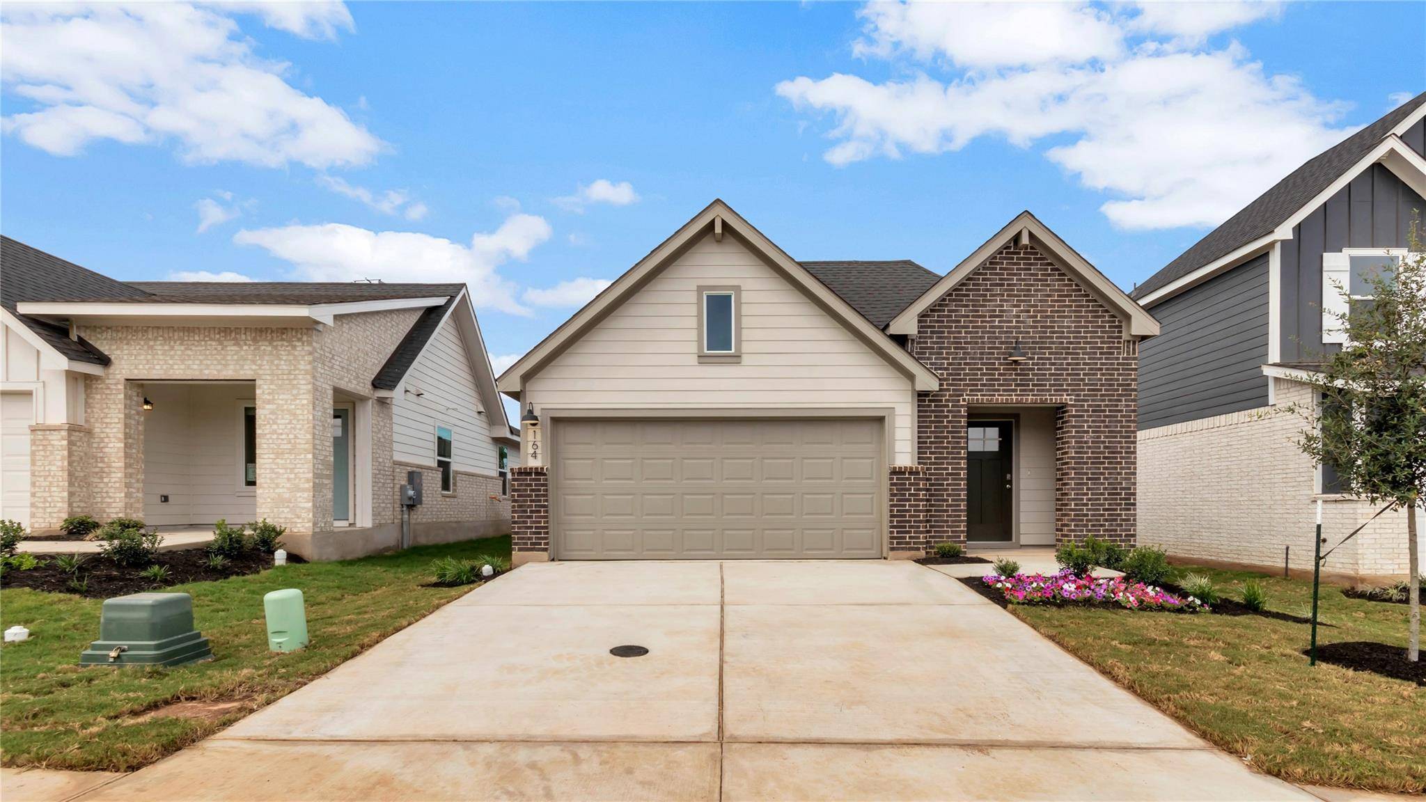164 Standing Rock LN, Marble Falls, TX 78654
