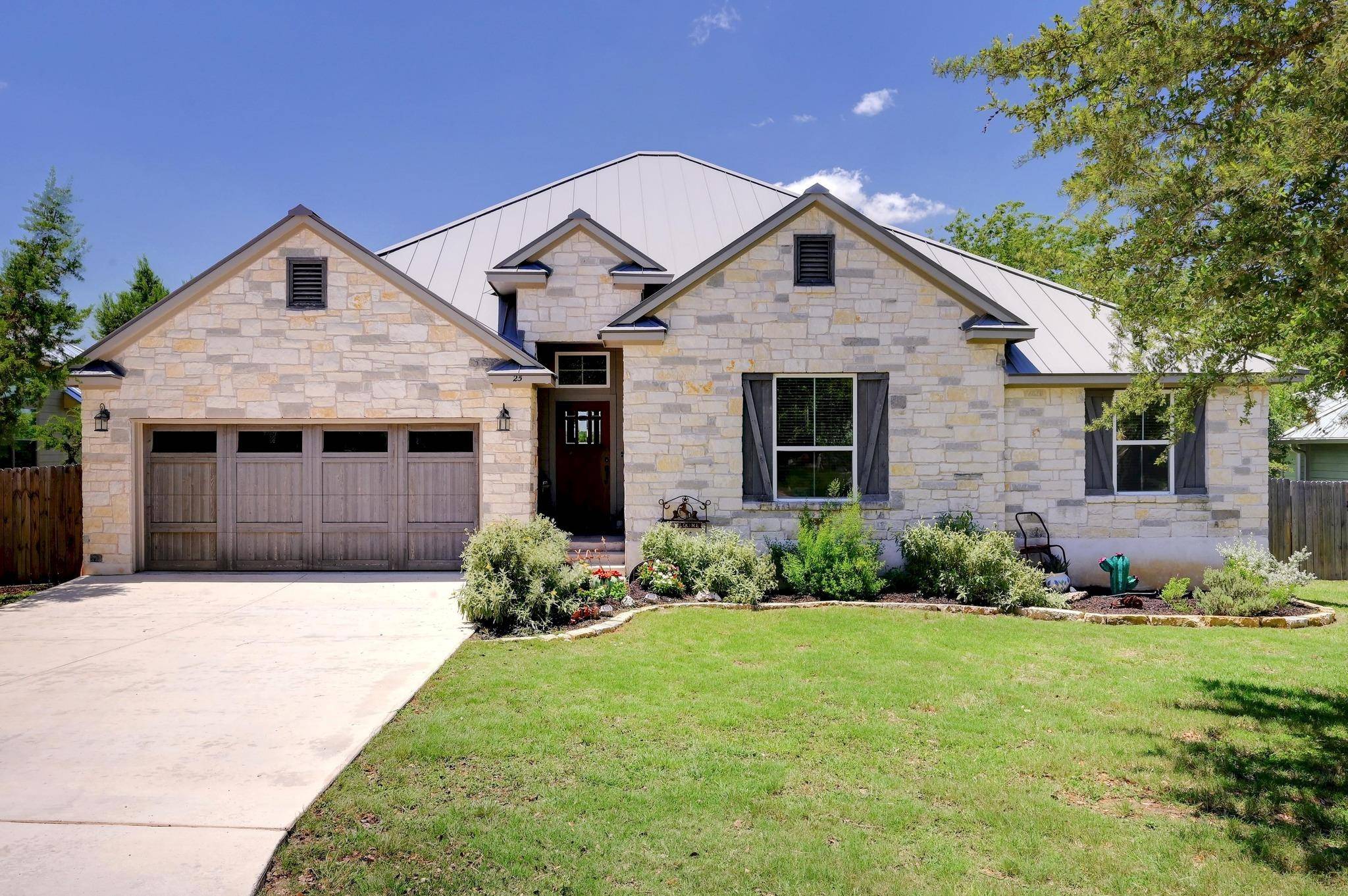 25 Indian Princess LN, Wimberley, TX 78676