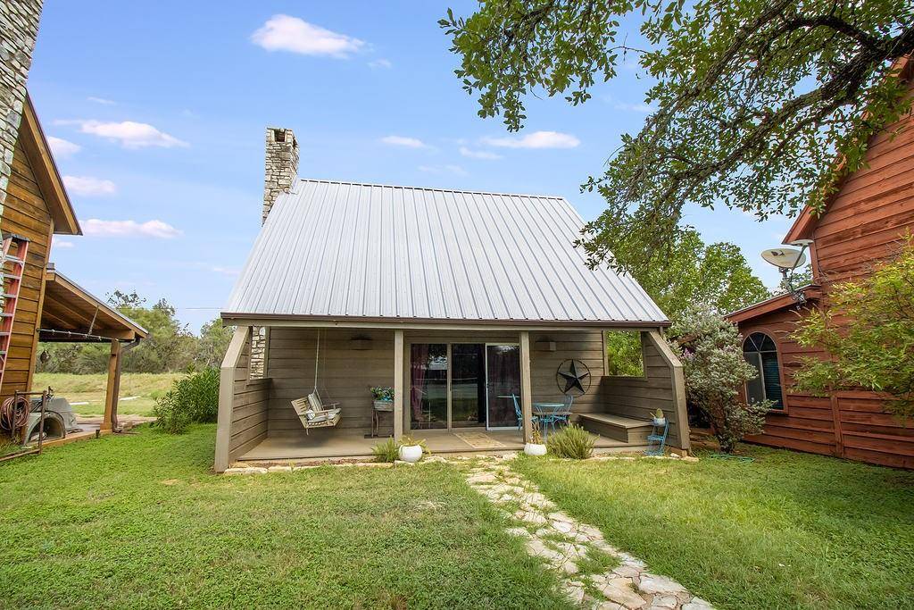127 Topspin DR, Spicewood, TX 78669