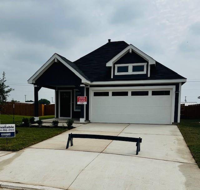 443 Frogmore LOOP, Uhland, TX 78640