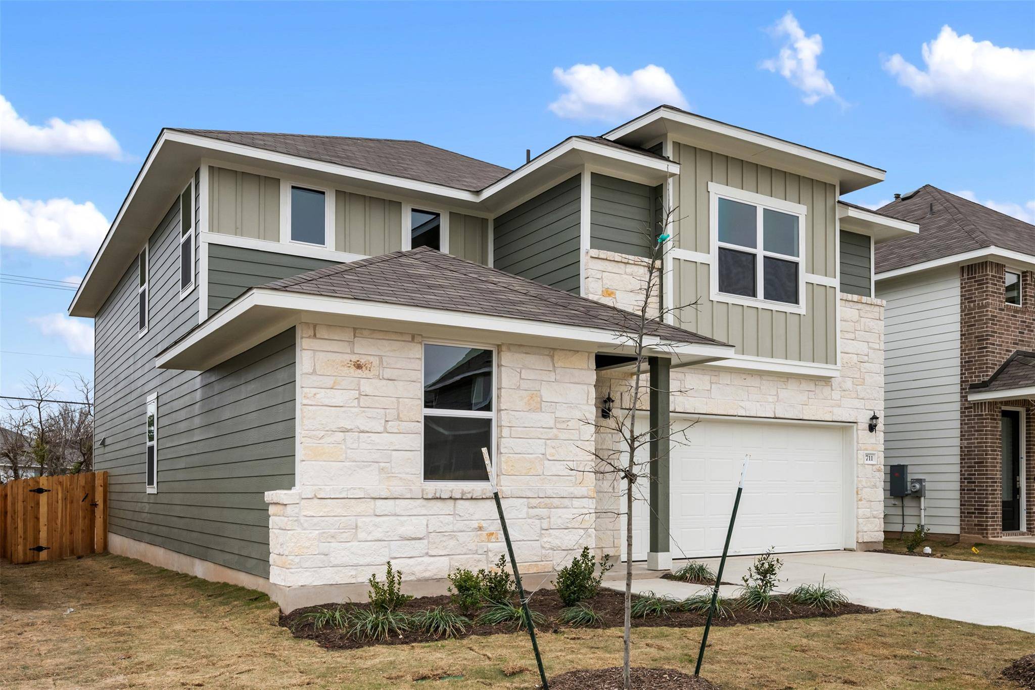 711 Palo Brea LOOP, Hutto, TX 78634
