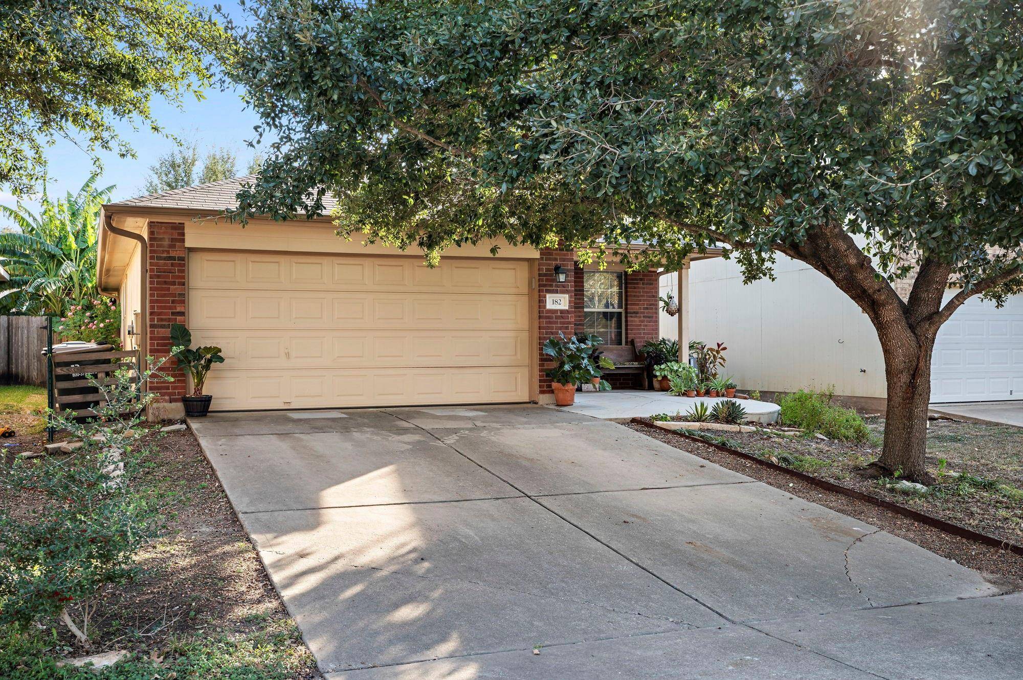 182 Black Forest RD, Buda, TX 78610