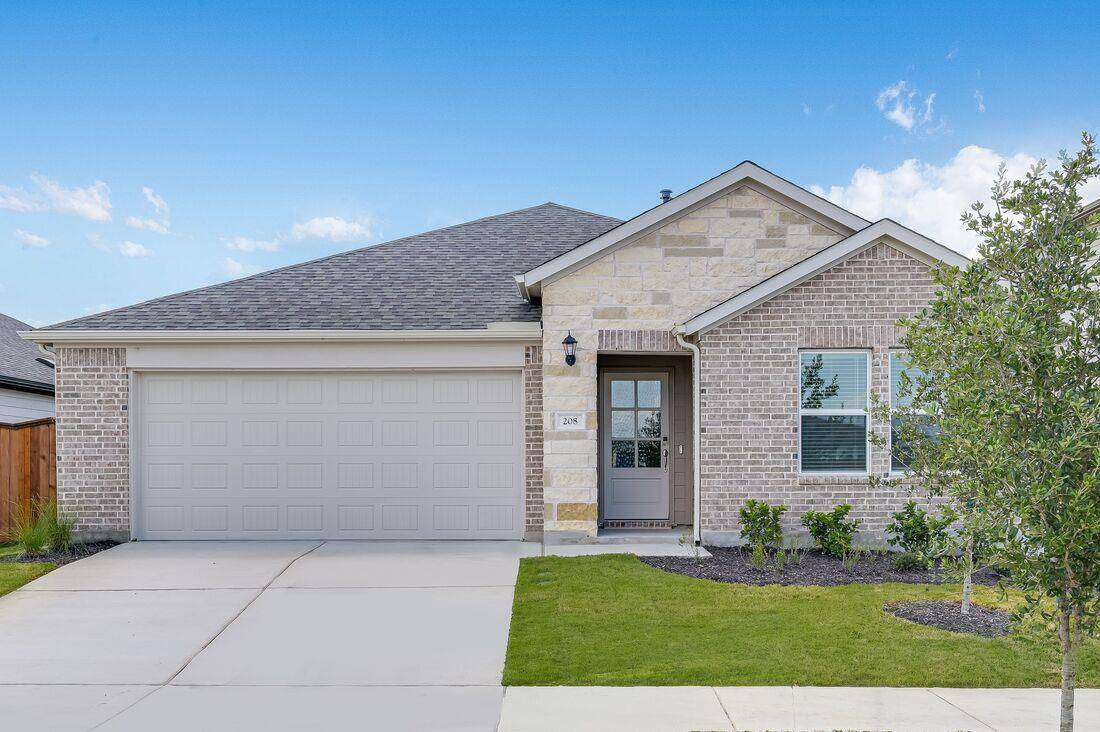 208 Crumpton WAY, Hutto, TX 78634