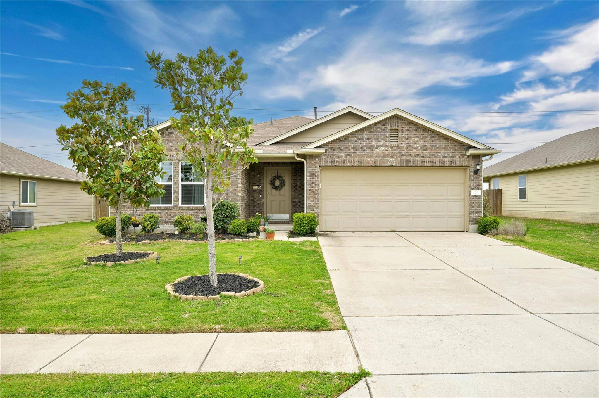 106 Stewart DR, Hutto, TX 78634