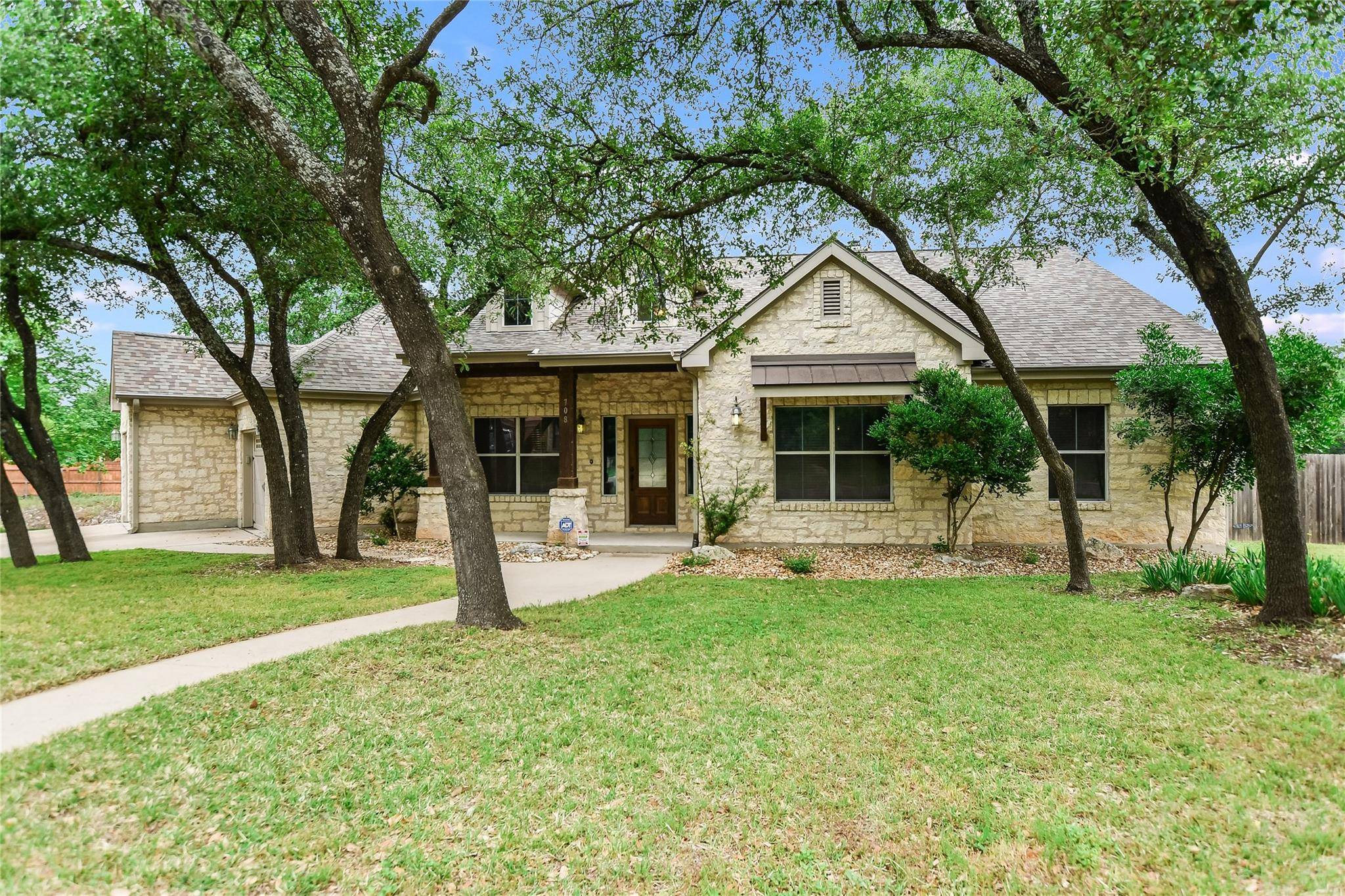 708 Post Oak CIR, Cedar Park, TX 78613