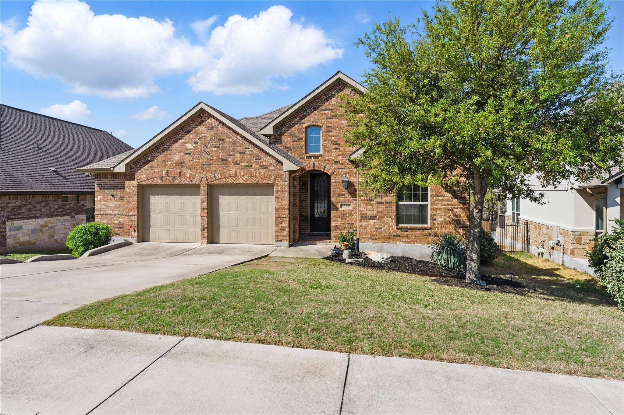 22300 Verbena PKWY, Spicewood, TX 78669