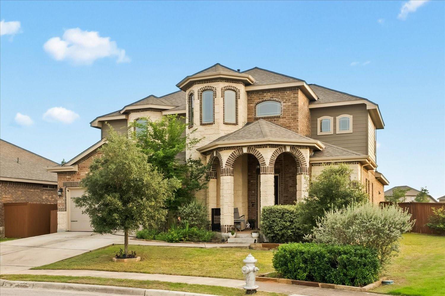 3721 Cinkapin DR, San Marcos, TX 78666