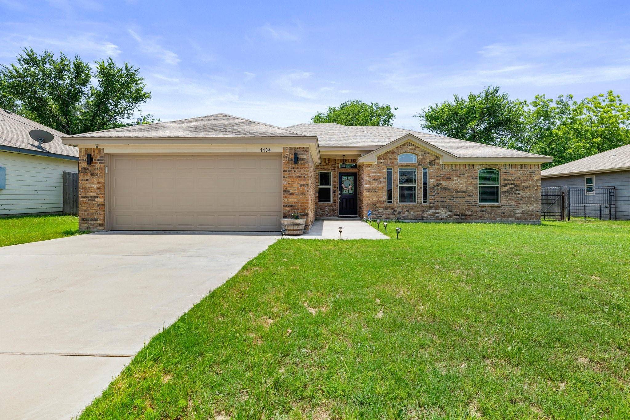 1104 Bridge ST, Lampasas, TX 76550