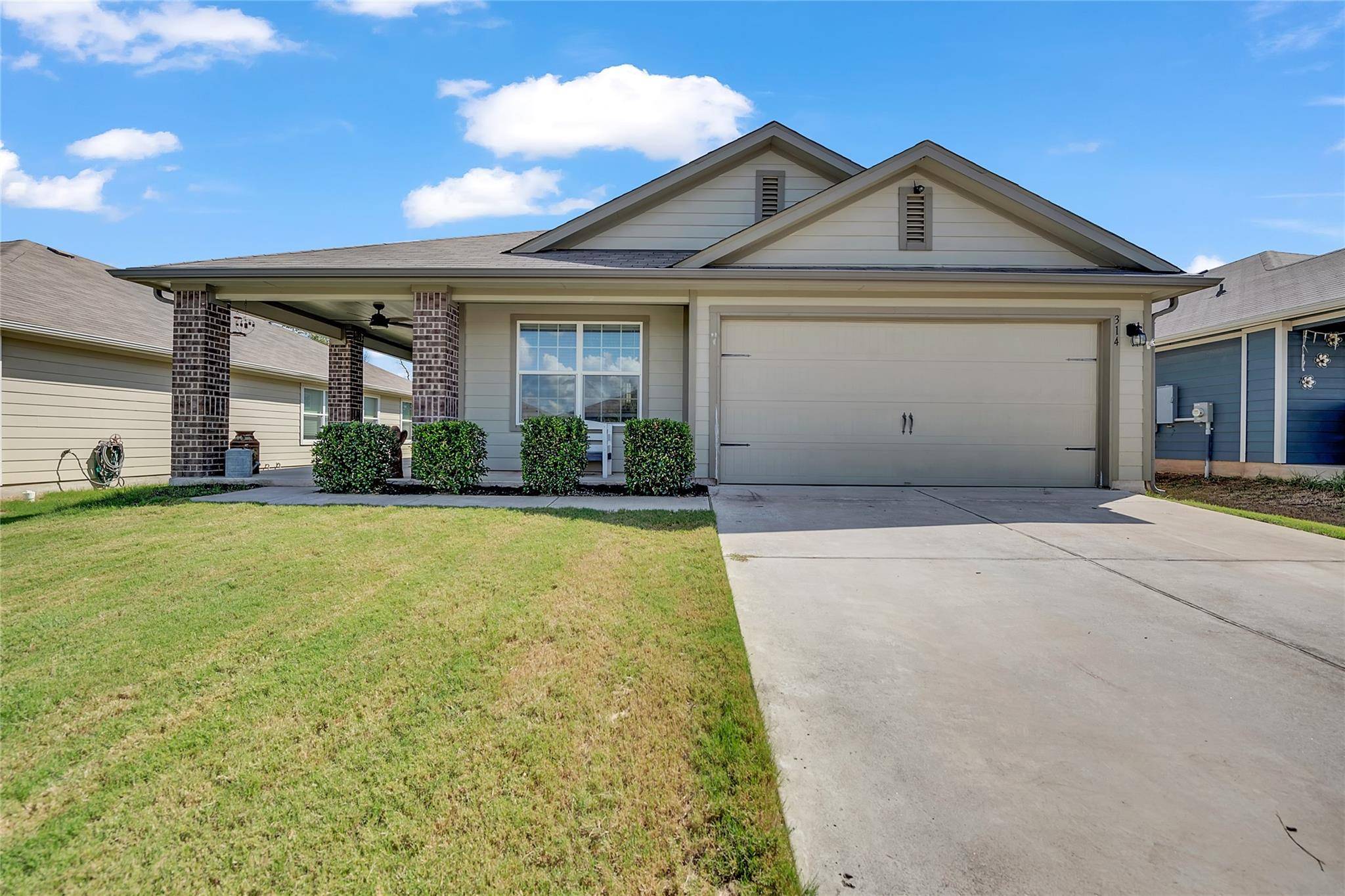 314 Cassandra DR, Hutto, TX 78634
