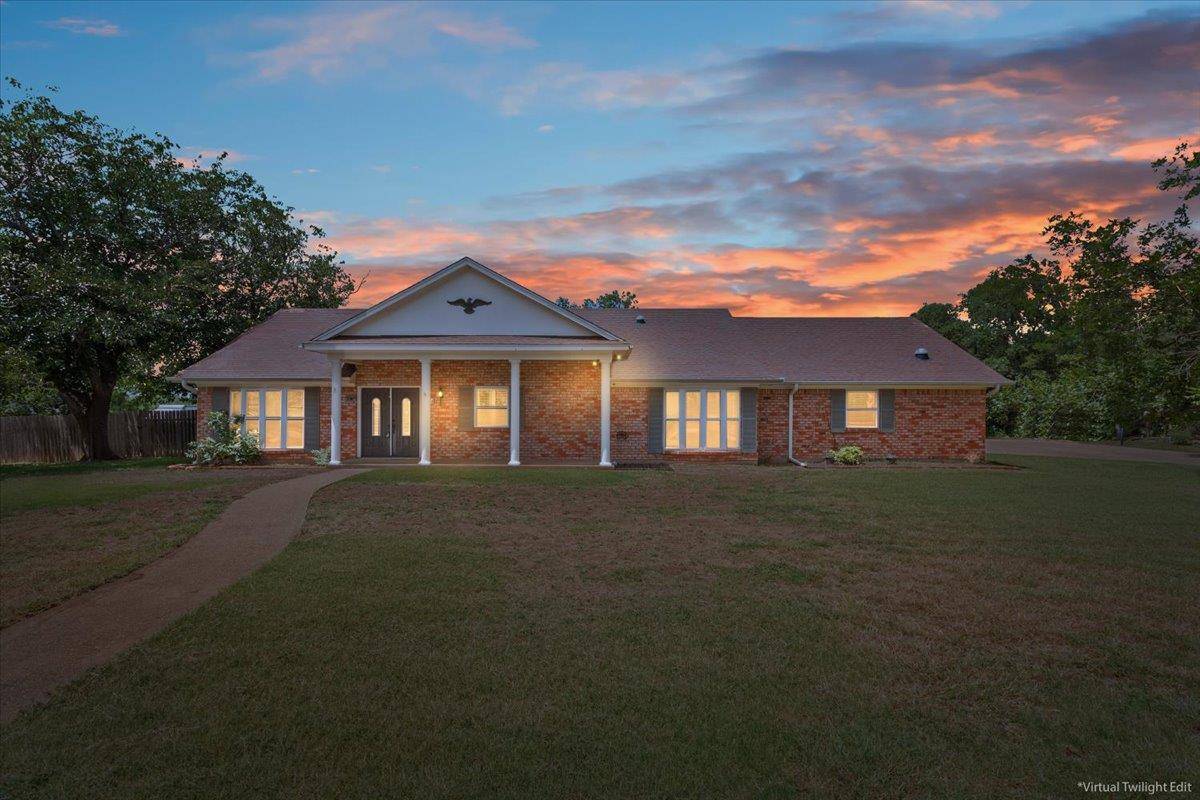 504 E 24th Ave, Belton, TX 76513