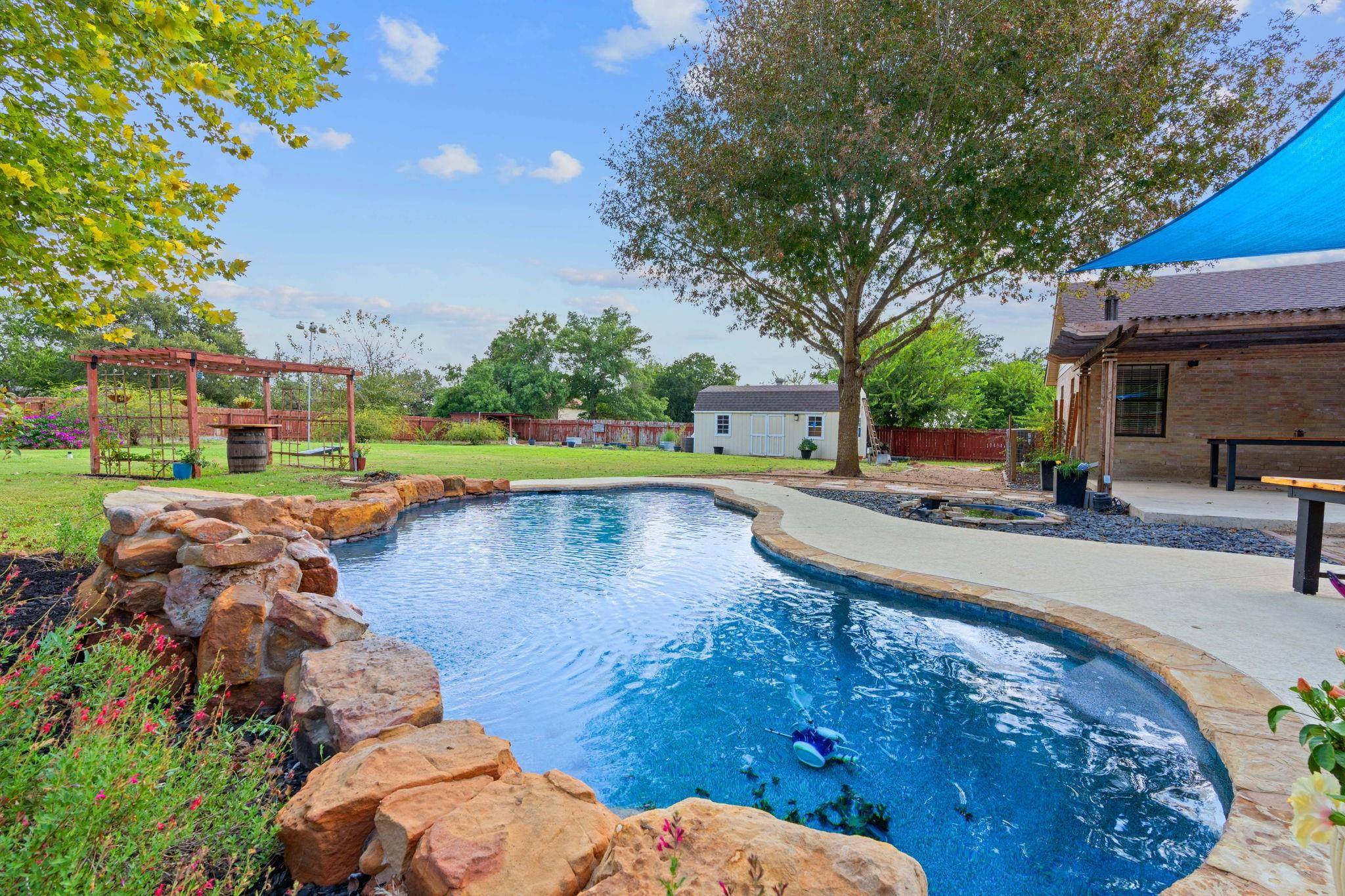 786 Bella Vista CIR, Kyle, TX 78640