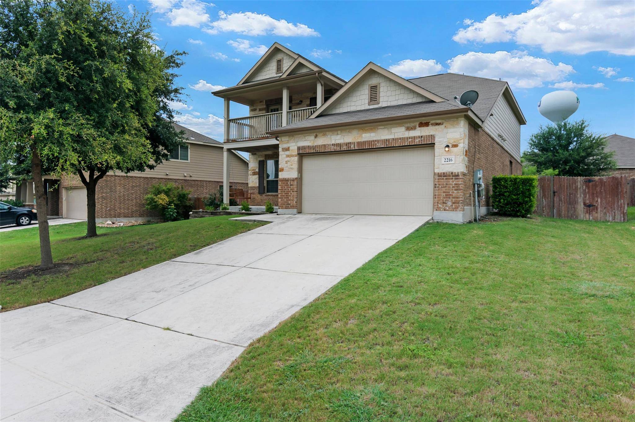 2216 Broken Wheel LN, New Braunfels, TX 78130