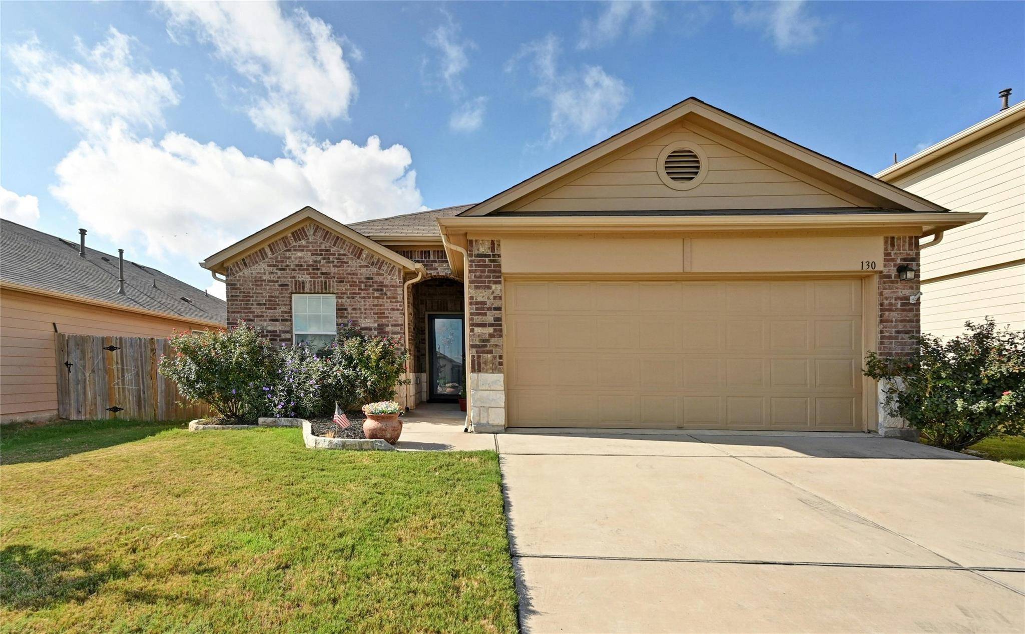 130 Calf Creek DR, Kyle, TX 78640