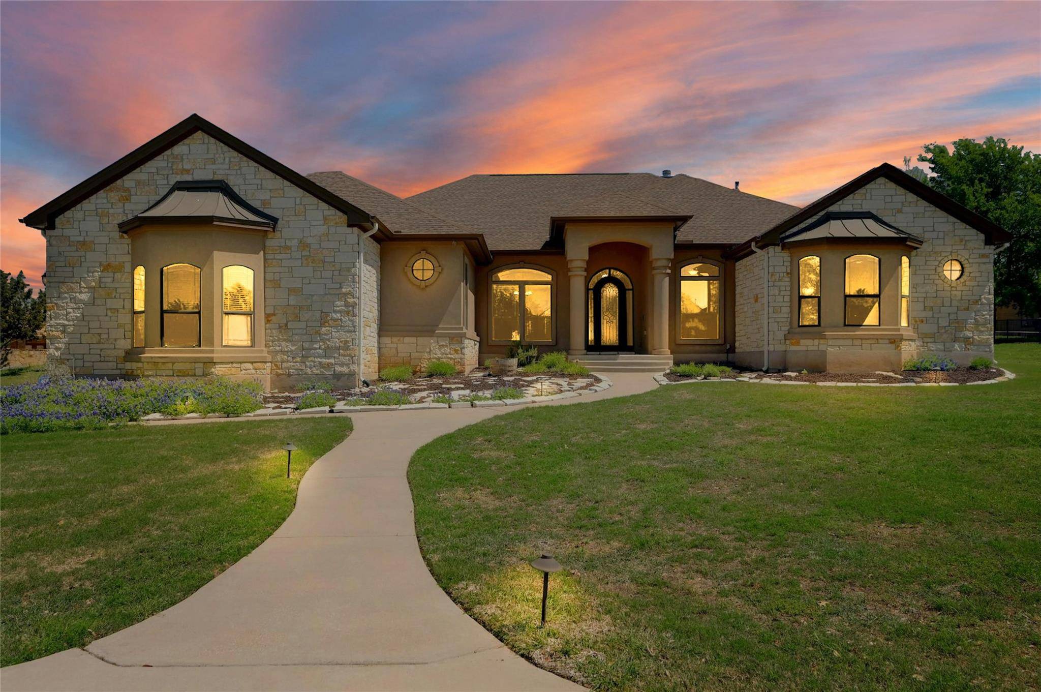 204 Sunset RDG, Georgetown, TX 78633