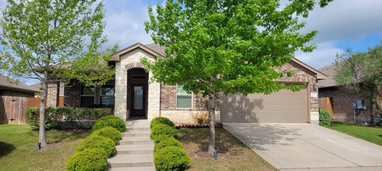 102 Swift Water LOOP, Bastrop, TX 78602
