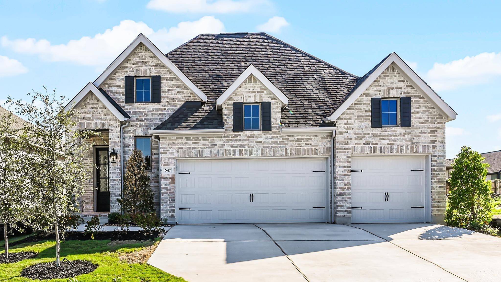 647 Bay Breeze DR, Kyle, TX 78640