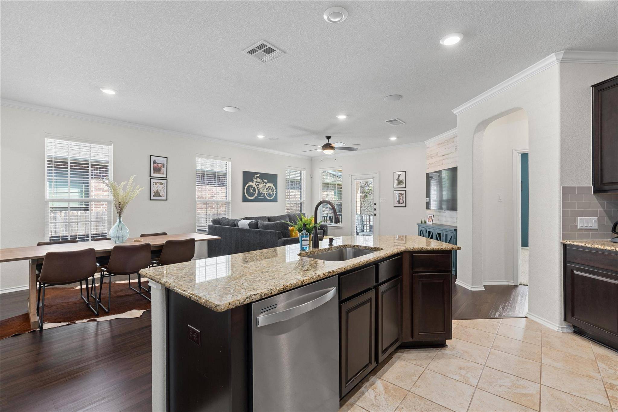 2471 Sunrise RD #73, Round Rock, TX 78664