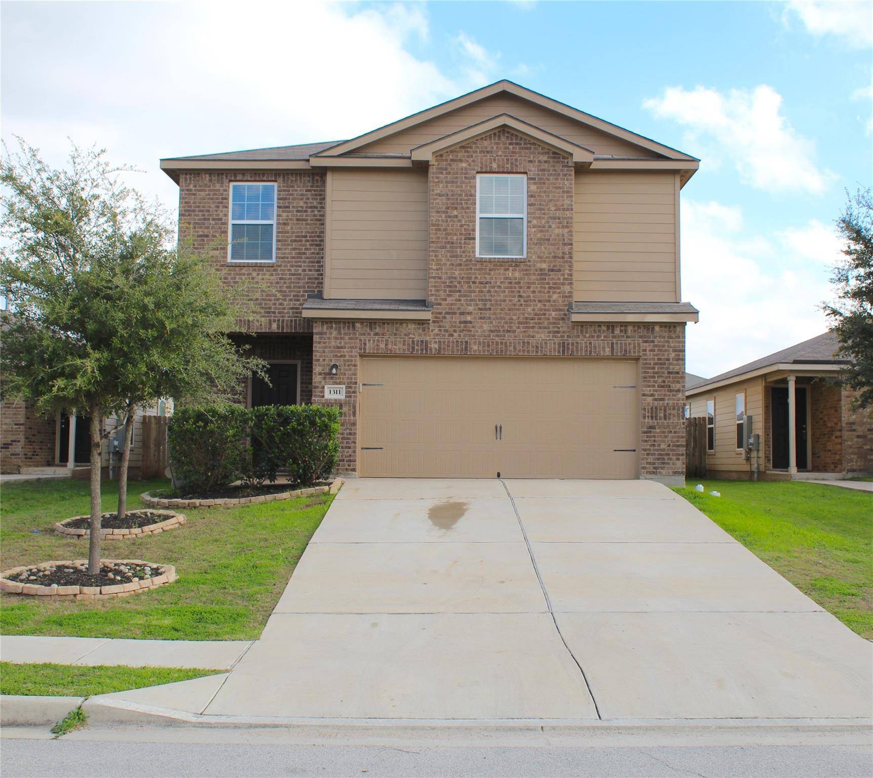 1311 Breanna LN, Kyle, TX 78640