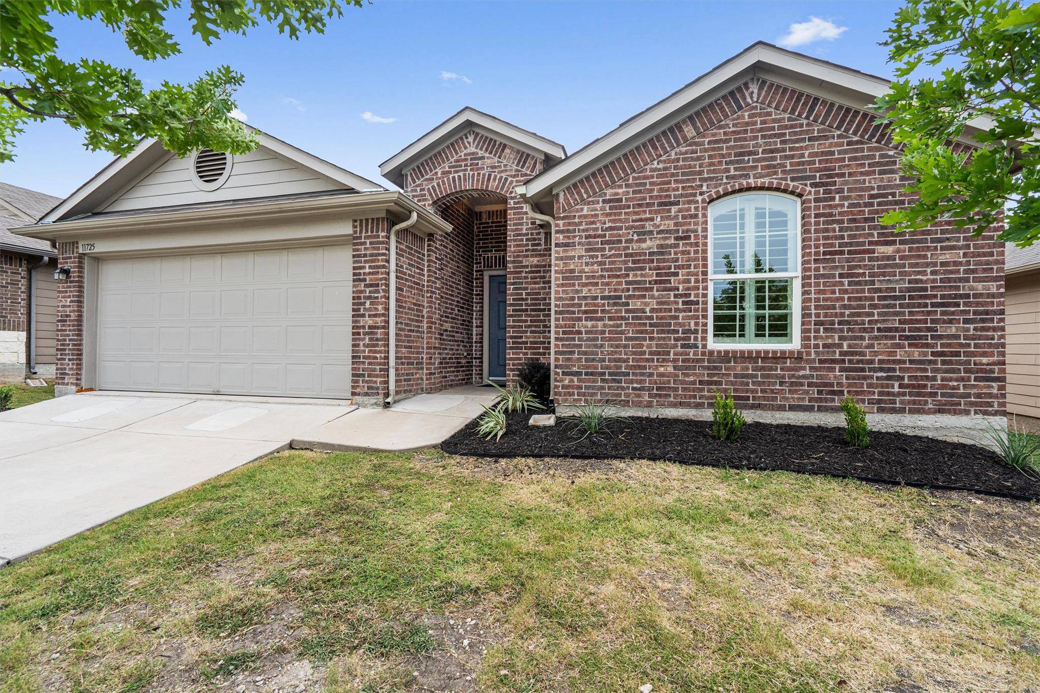 11725 Andesite RD, Manor, TX 78653