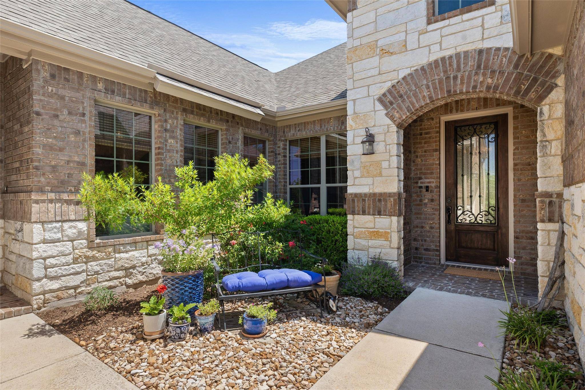 140 Stoney Point RD, Austin, TX 78737