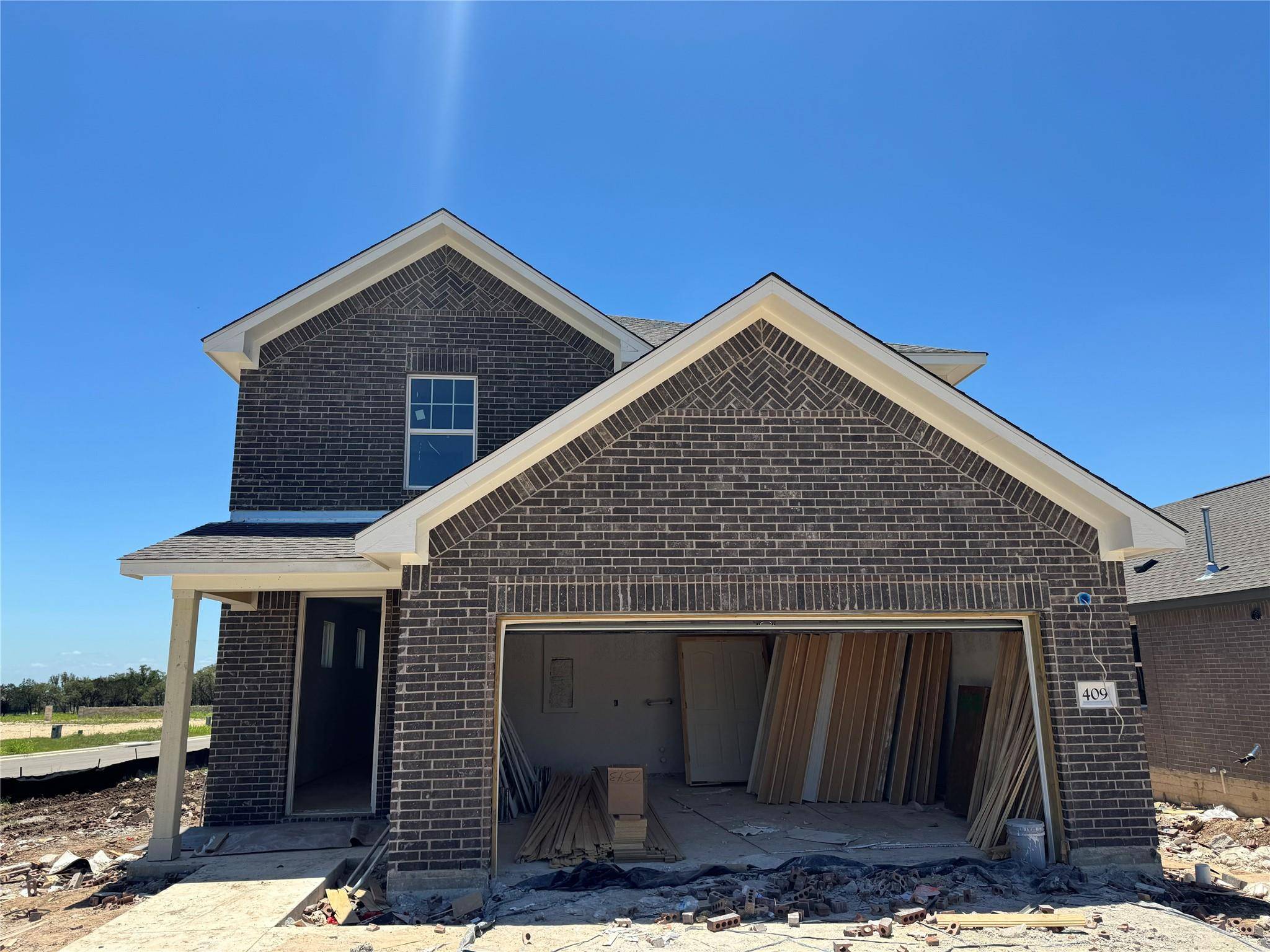 409 Possumhaw LN, San Marcos, TX 78666
