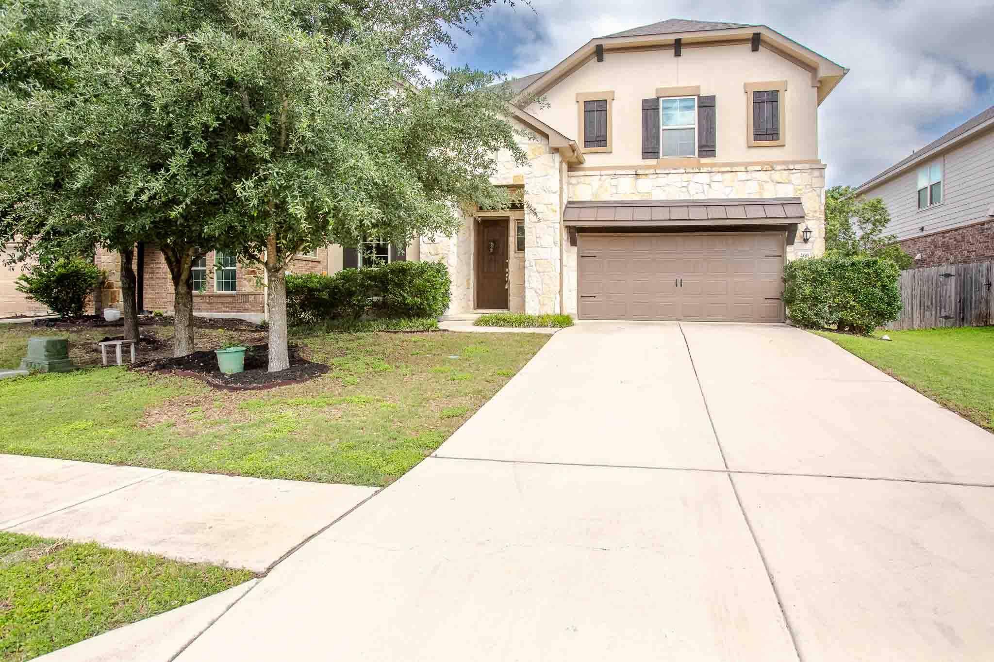 268 Brockston DR, Buda, TX 78610