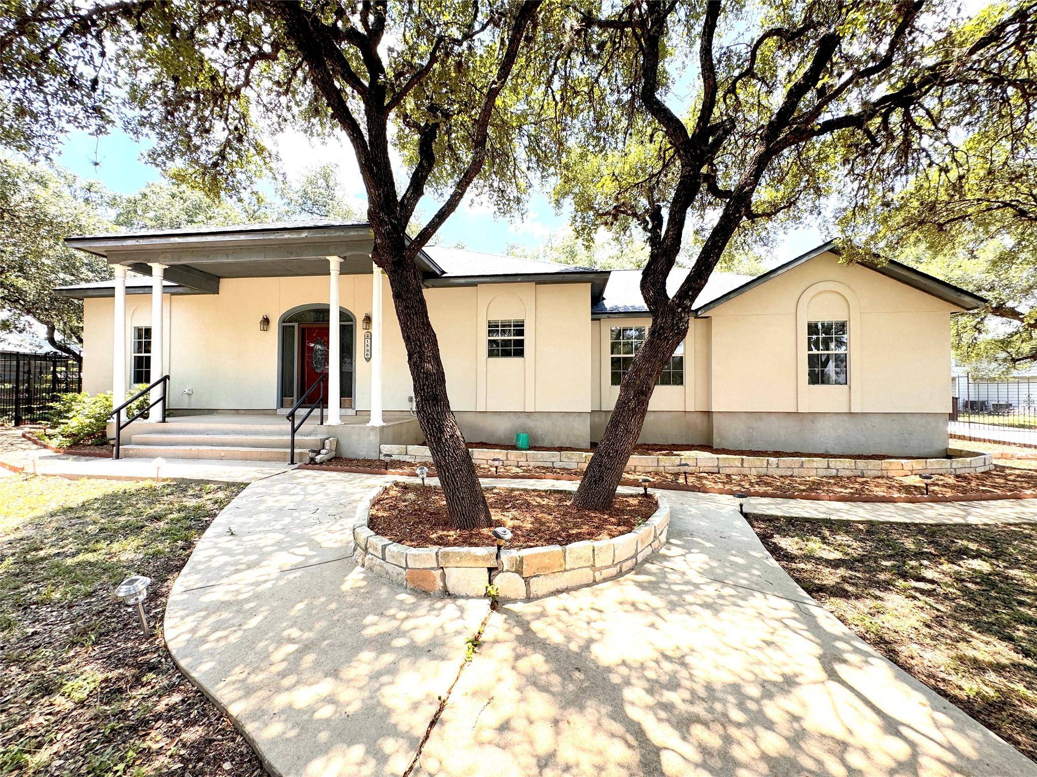 1596 Patty DR, Canyon Lake, TX 78133