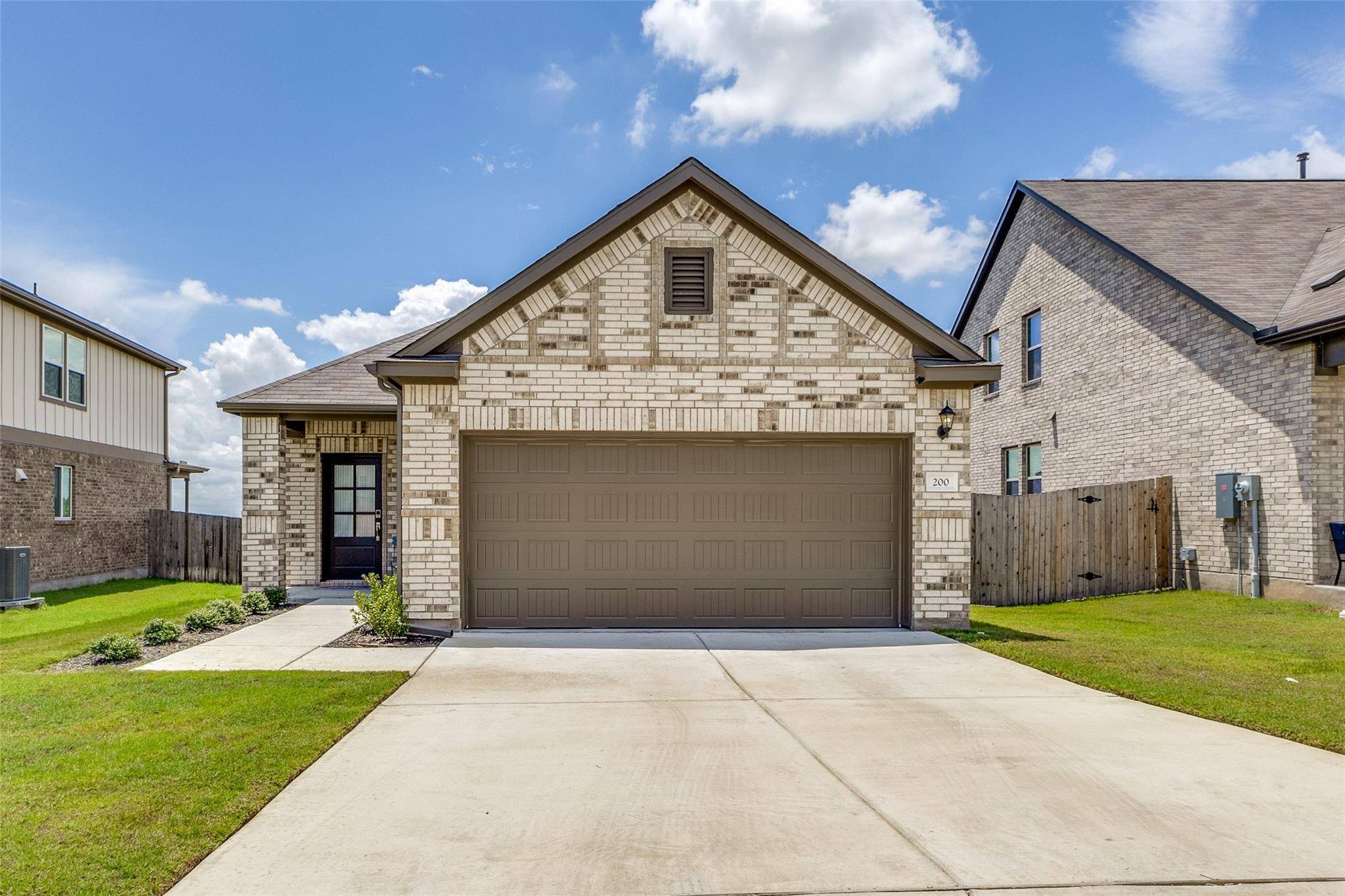 200 Small Seed DR, Buda, TX 78610