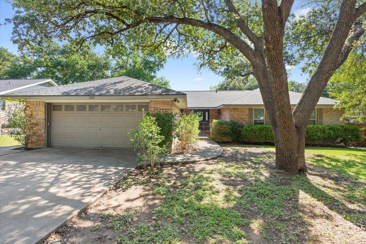 1203 Saint Williams Ave, Round Rock, TX 78681