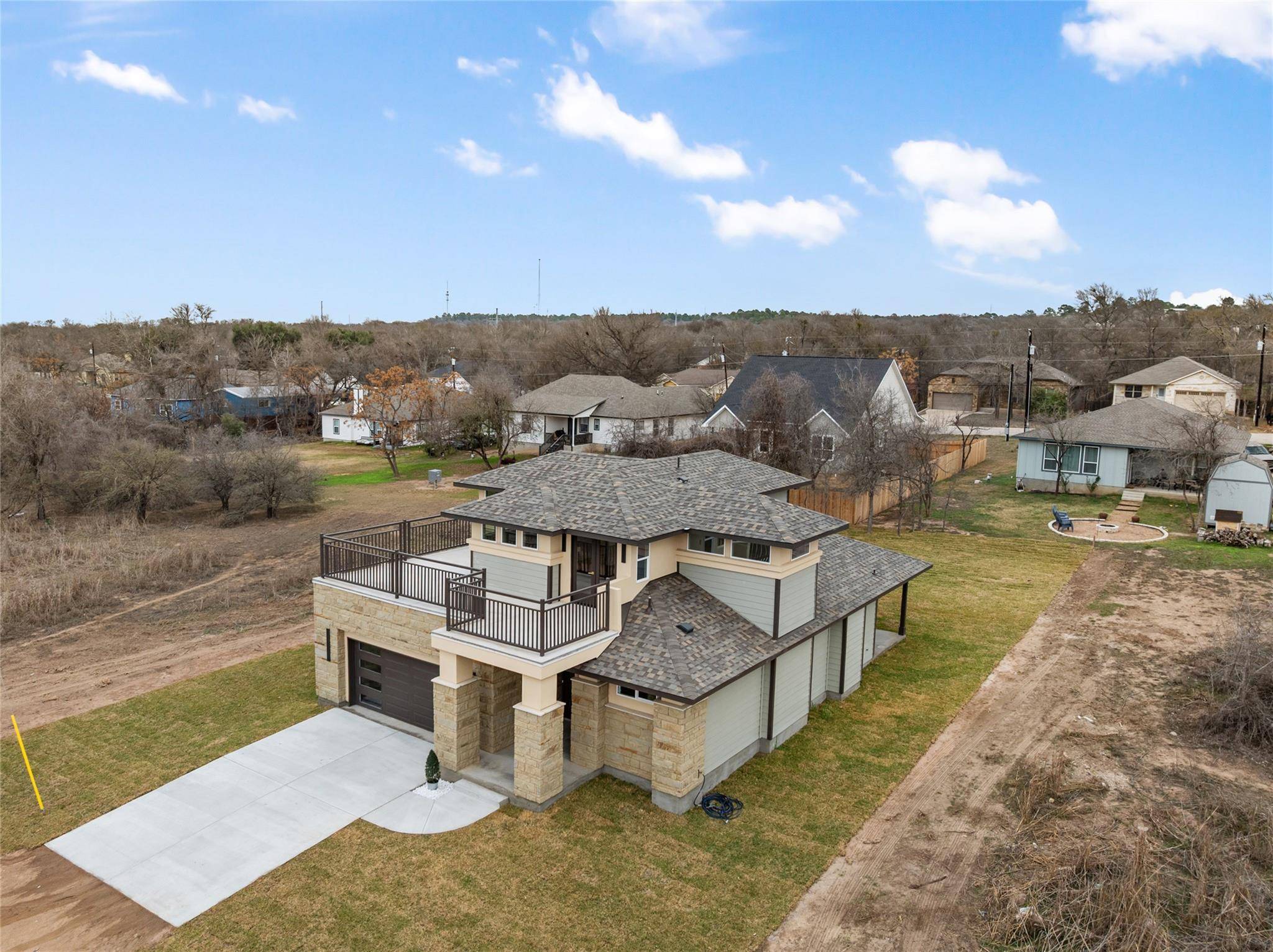 144 Waimanalo LN, Bastrop, TX 78602