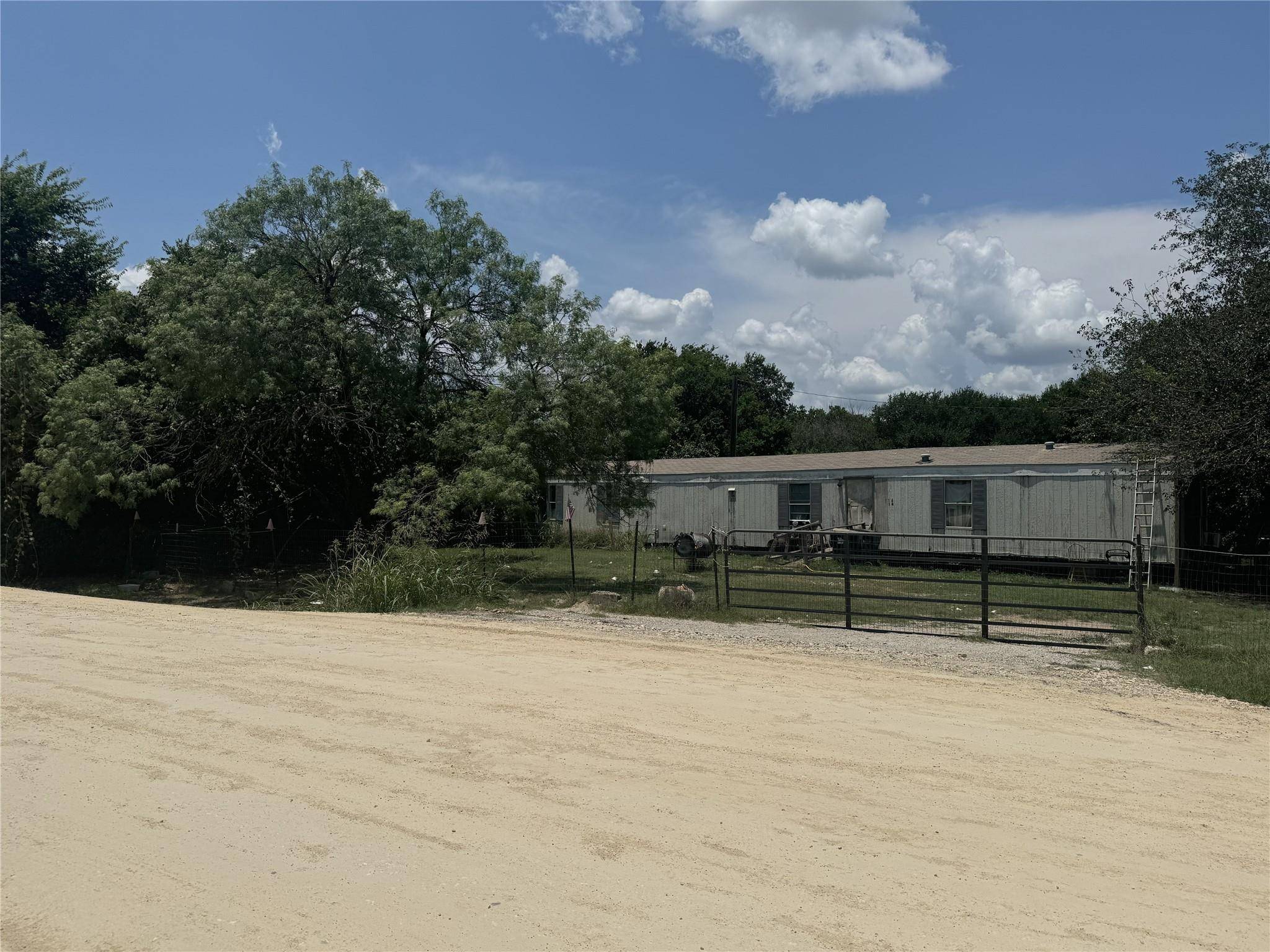 114 Willow TER, Kyle, TX 78640