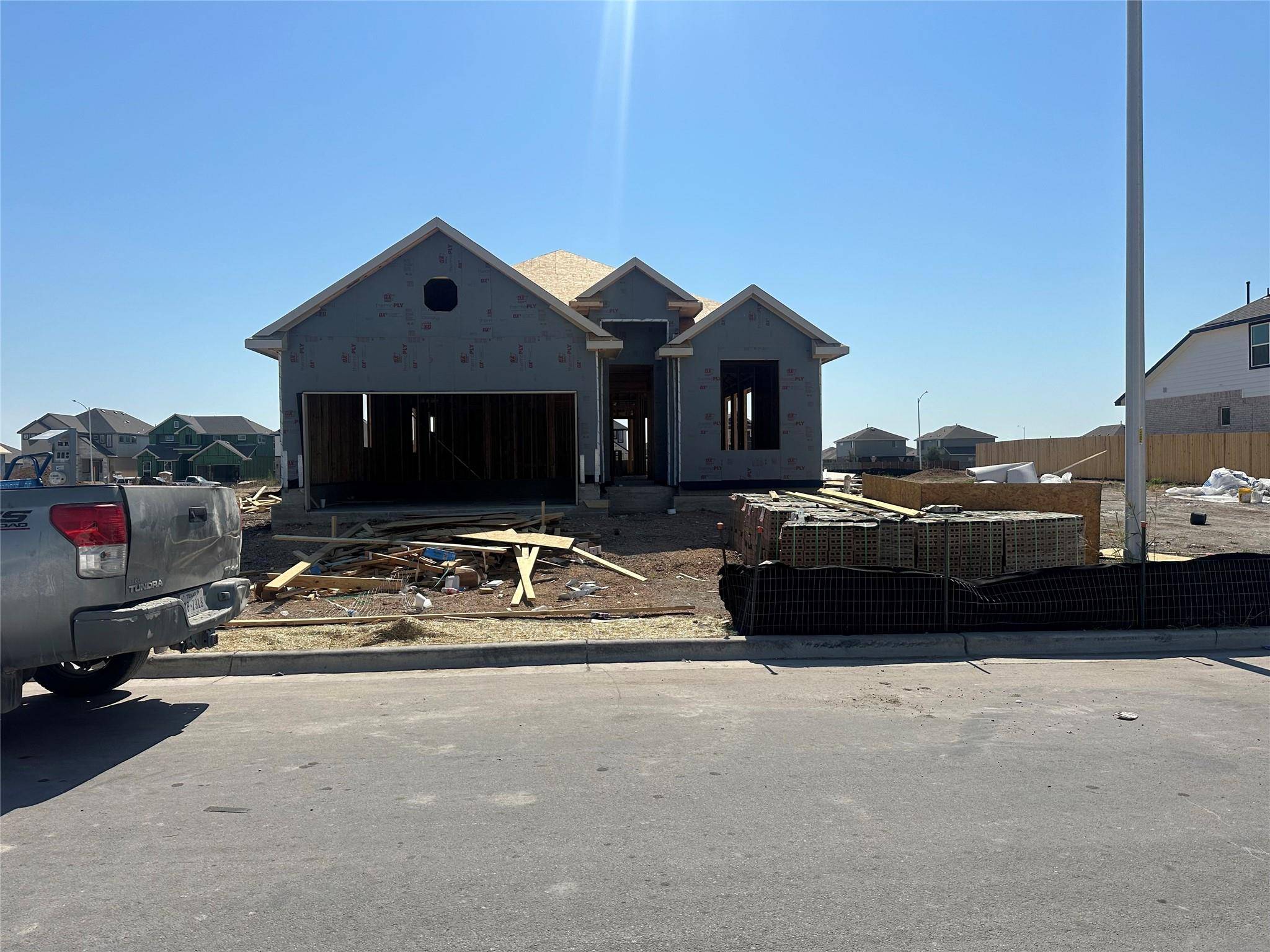 12513 Toucan TRL, Manor, TX 78653