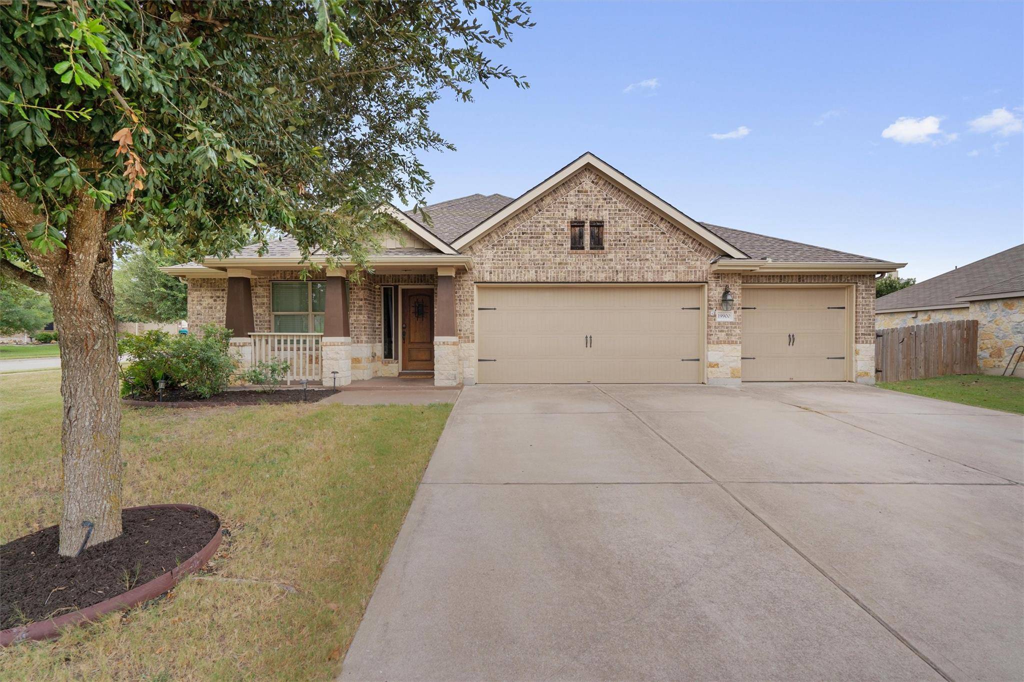 19900 Tree Sap WAY, Round Rock, TX 78664