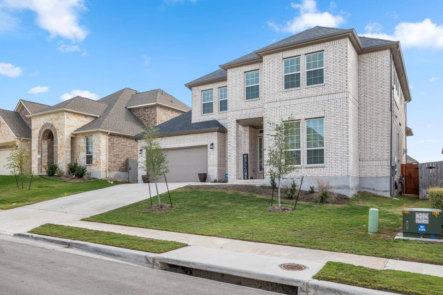 250 Ashleaf DR, Buda, TX 78610