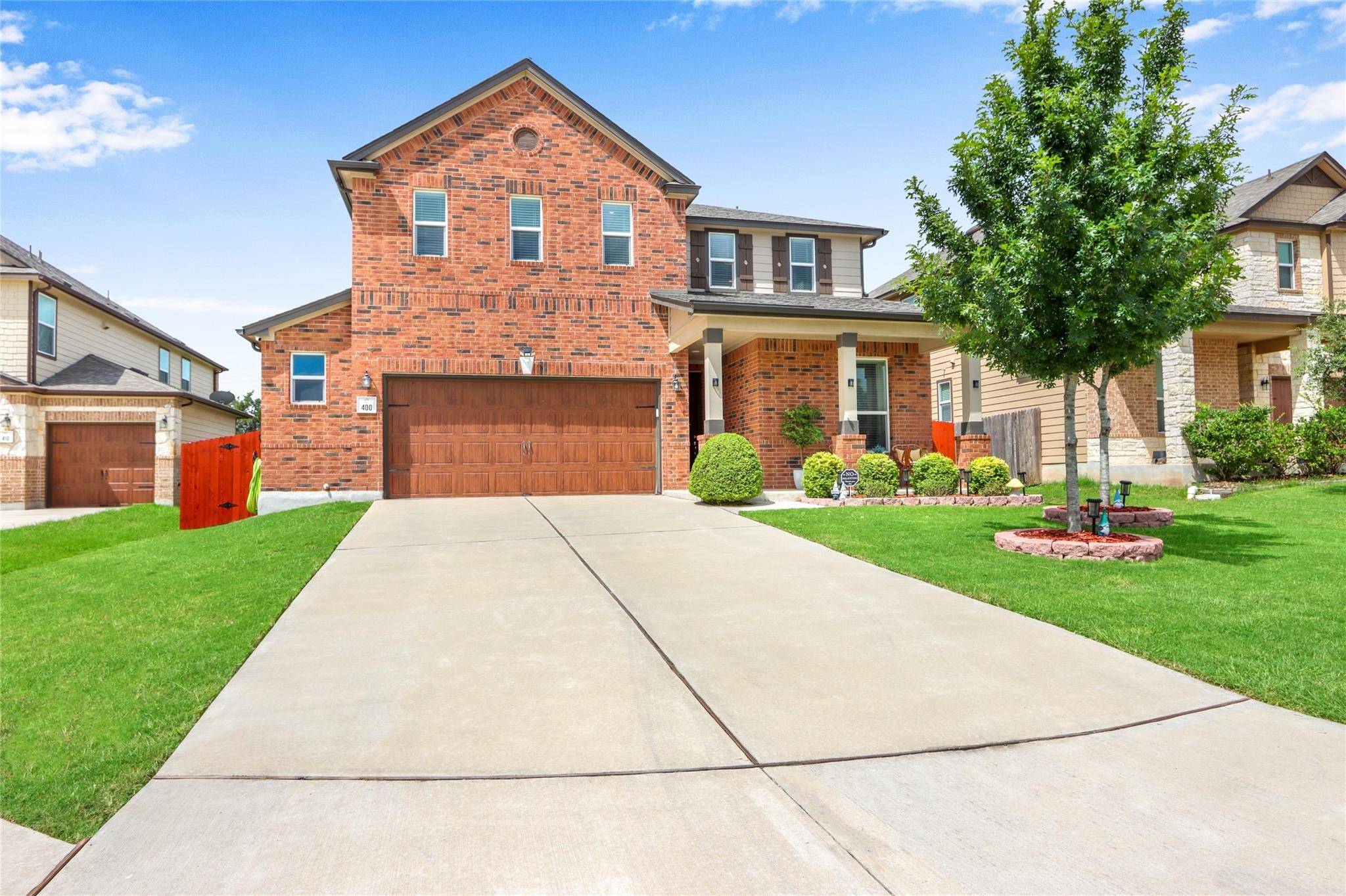 400 Conestoga DR, Kyle, TX 78640