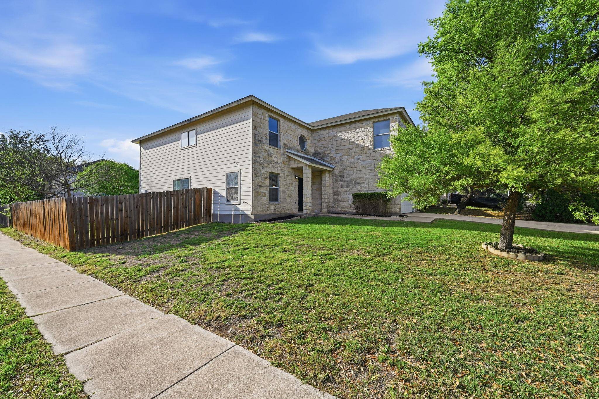 1212 Afghan PATH, Round Rock, TX 78664